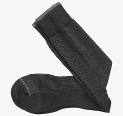 First In Comfort Classic Pin Dot Socks